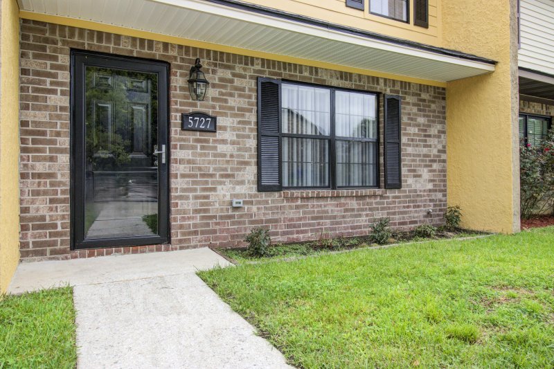Collins Park Villas, North Charleston Community