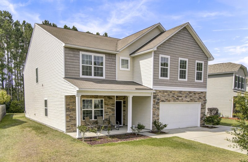 118 Beacon Falls Court