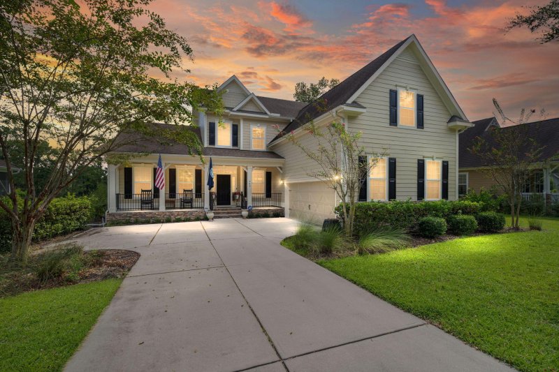 265 Shadowmoss Parkway