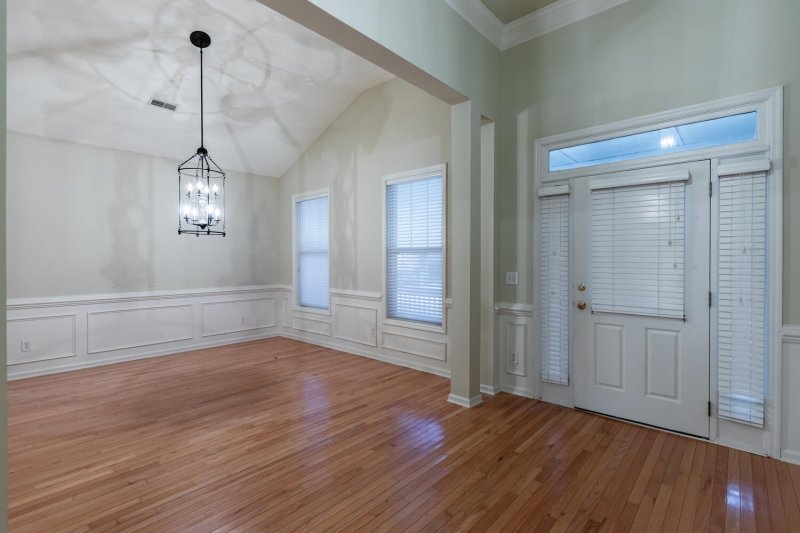 Property image 4 at 1077 Barfield Street, Charleston, SC 29492
