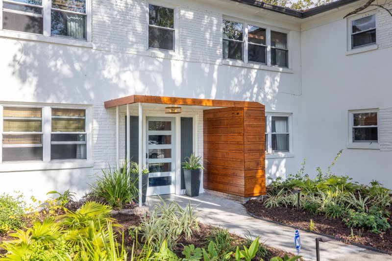 Property image 3 at 264 Grove Street 4, Charleston, SC 29403