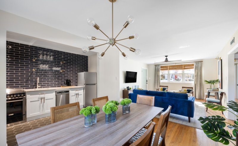 Property image 4 at 264 Grove Street 4, Charleston, SC 29403