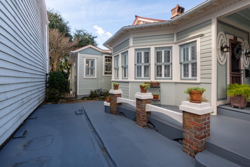 Property image 2 at 15 Larnes Street, Charleston, SC 29403