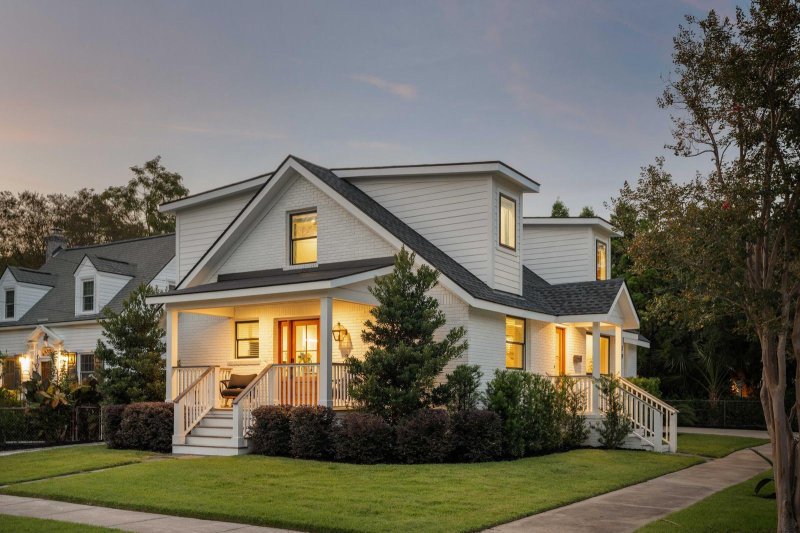 Property image 2 of 79 Hester Street in Wagener Terrace, Charleston, SC 29403