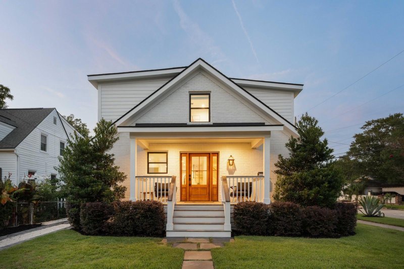 Property image 3 of 79 Hester Street in Wagener Terrace, Charleston, SC 29403