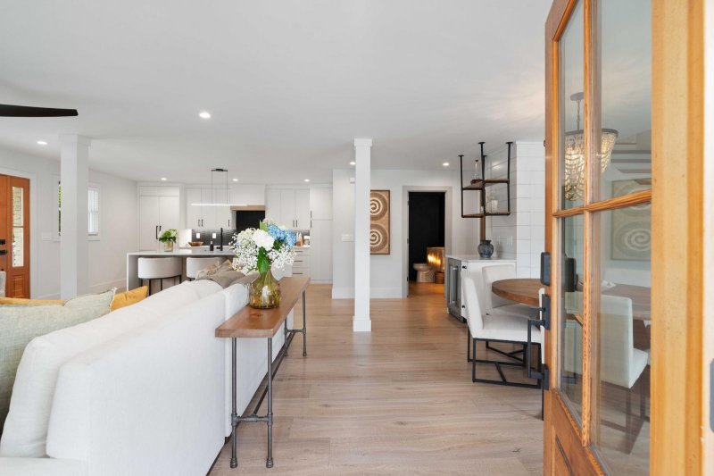 Property image 4 of 79 Hester Street in Wagener Terrace, Charleston, SC 29403