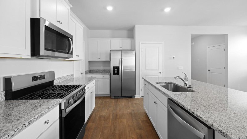 Property image 4 of 764 Long Bluff Road in Cane Bay Plantation, Summerville, SC 29486