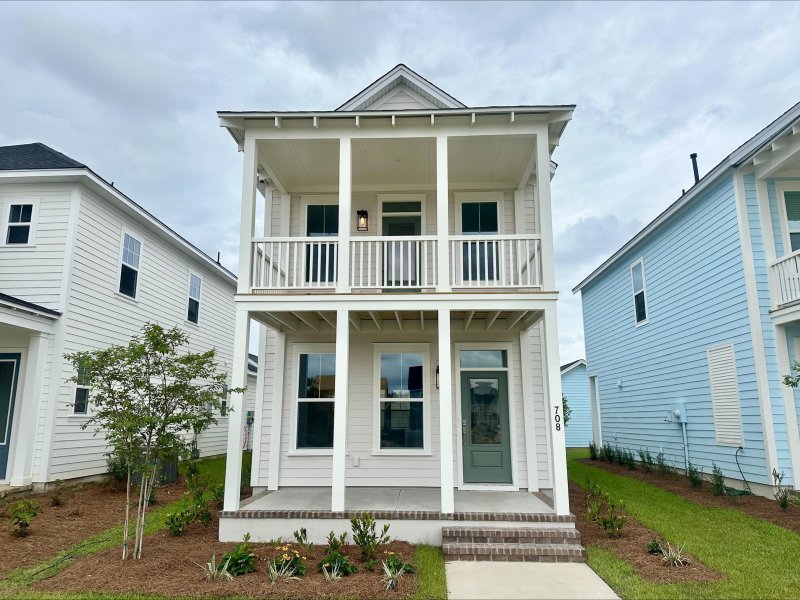 708 Rumbling Leaf Lane