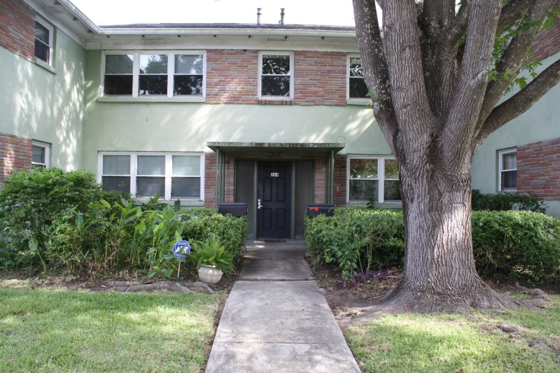 Property image 3 at 264 Grove Street, Charleston, SC 29403