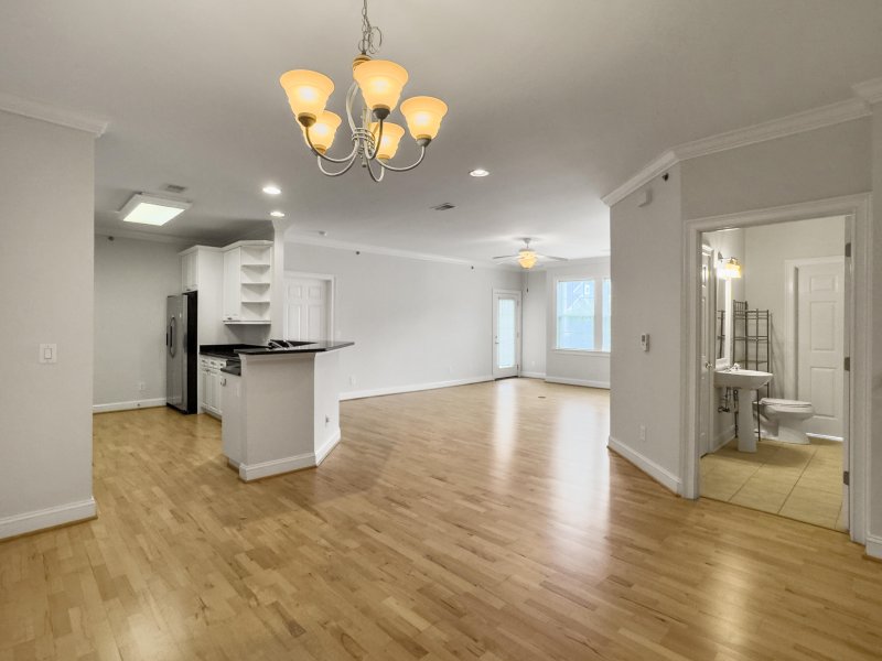 Property image 4 of 400 Carolina Cherry Court 204 in Shadowmoss, Charleston, SC 29414