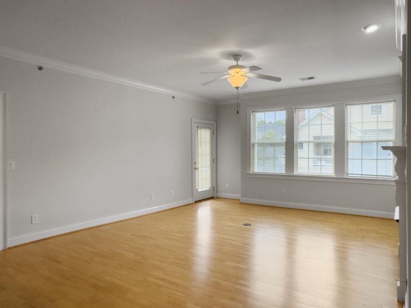 Property image 5 of 400 Carolina Cherry Court 204 in Shadowmoss, Charleston, SC 29414