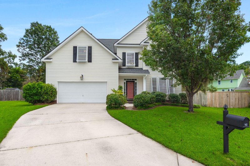 Property image 2 of 142 Dominion Court in Shadowmoss, Charleston, SC 29414