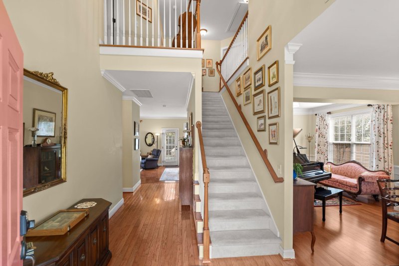 Property image 4 of 142 Dominion Court in Shadowmoss, Charleston, SC 29414