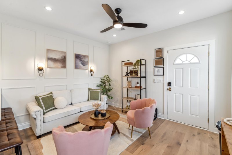 Property image 2 at 185 Saint Philip Street B, Charleston, SC 29403