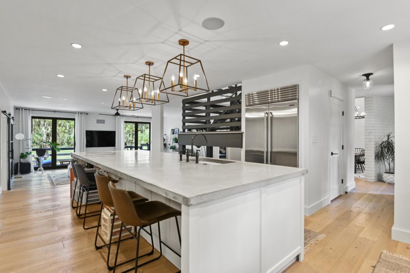 1523 St Helenas Point