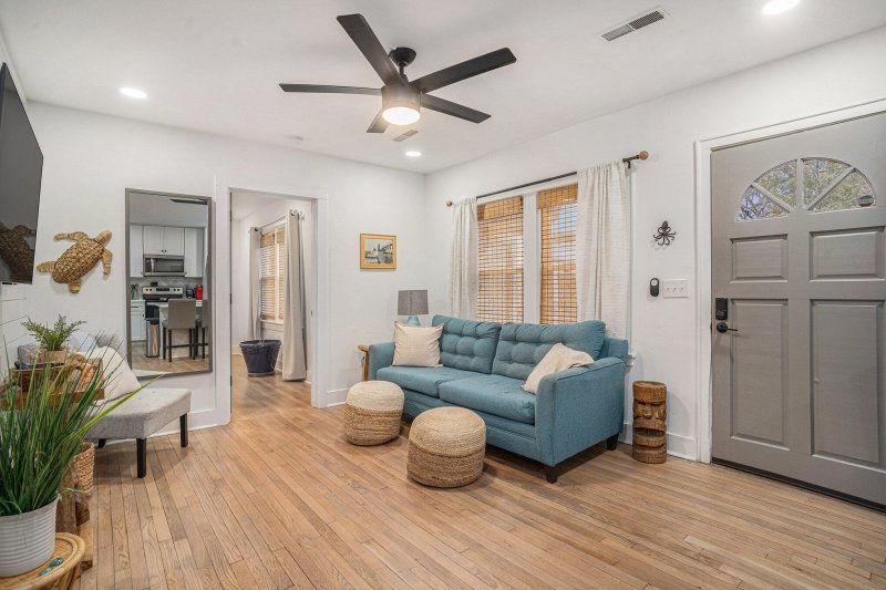 Property image 4 of 4530 Holly Street in Park Circle, North Charleston, SC 29405