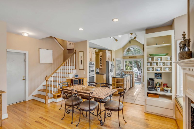 Property image 5 of 28 Rebellion Road in South Windermere, Charleston, SC 29407