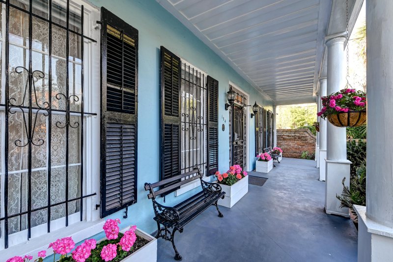 Property image 3 at 154 Wentworth Street, Charleston, SC 29401