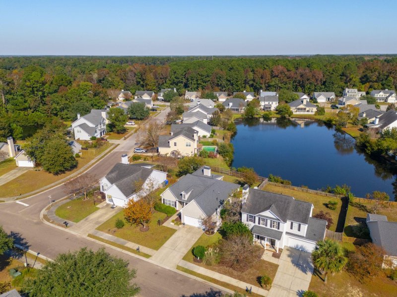 Property image 2 of 2802 Summertrees Boulevard in Summertrees, Johns Island, SC 29455