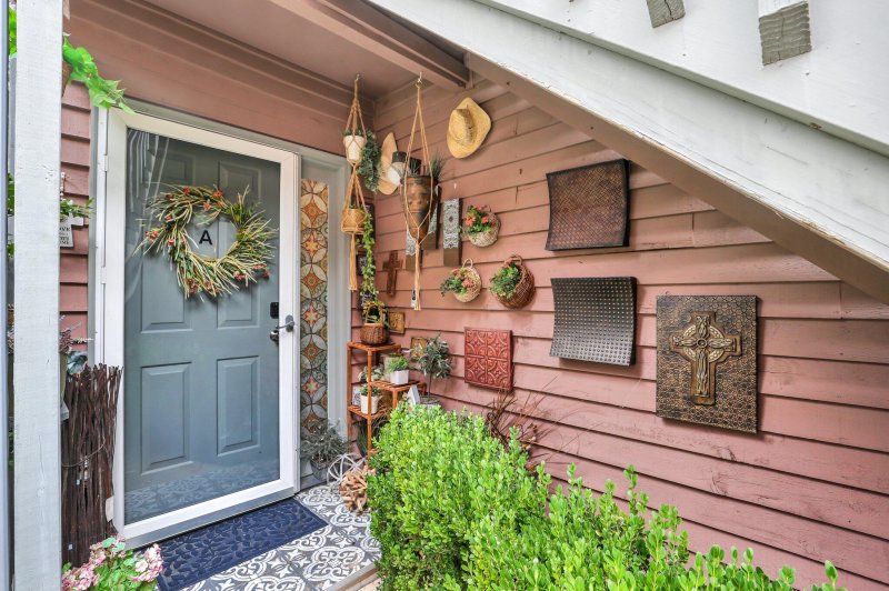 Property image 2 at 7940 Parklane Court A, North Charleston, SC 29418