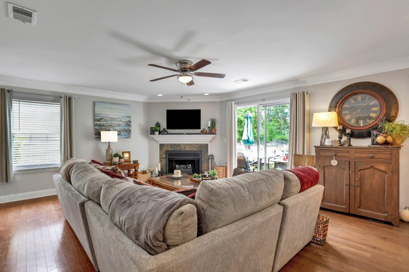 Property image 5 at 7940 Parklane Court A, North Charleston, SC 29418