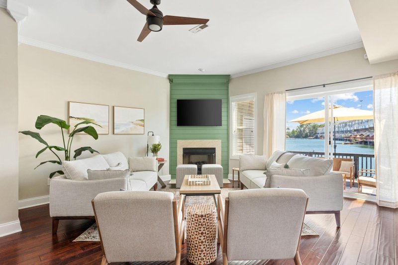 4993 Lake Palmetto Lane