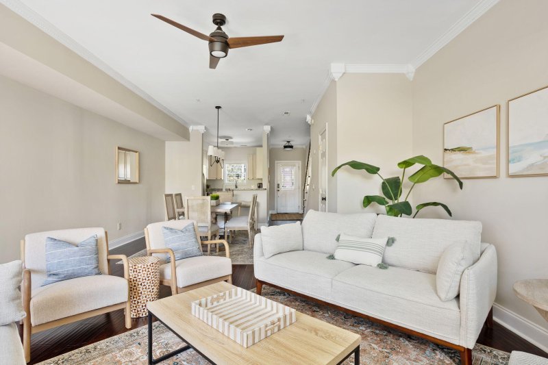 Property image 4 of 4993 Lake Palmetto Lane in Lake Palmetto, North Charleston, SC 29418