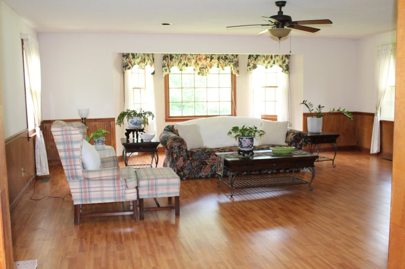 Property image 4 at 2163 Pinehurst Avenue, Charleston, SC 29414