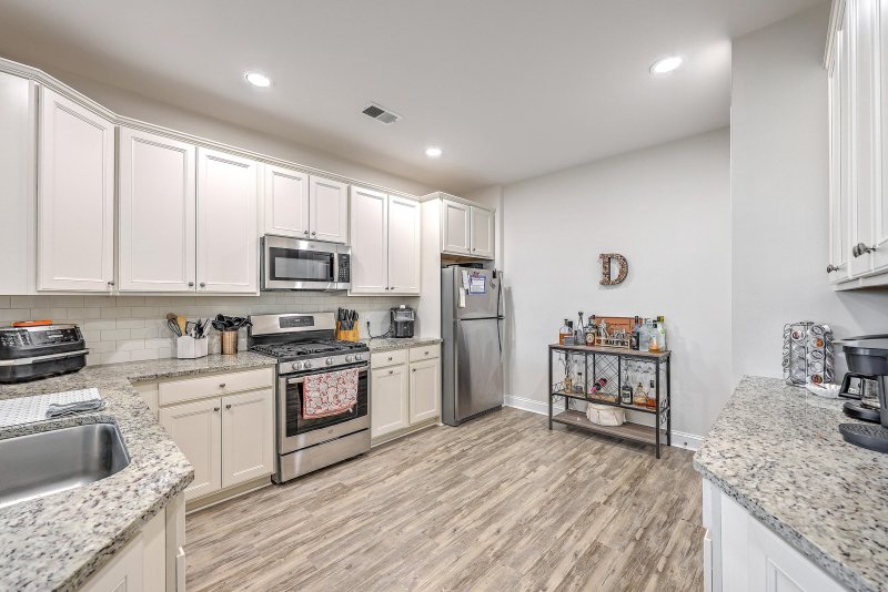 Property image 5 of 311 Coopers Hawk Drive in The Ponds, Summerville, SC 29483