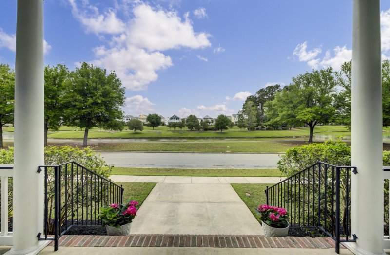 Property image 2 at 221 Forsythia Avenue, Summerville, SC 29483