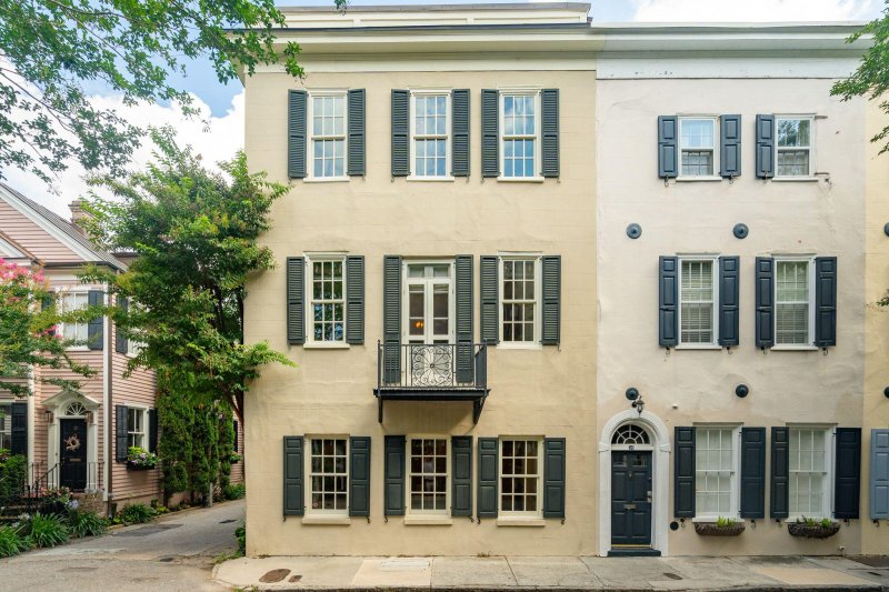 Property image 3 of 2 Bedons Alley in South of Broad, Charleston, SC 29401