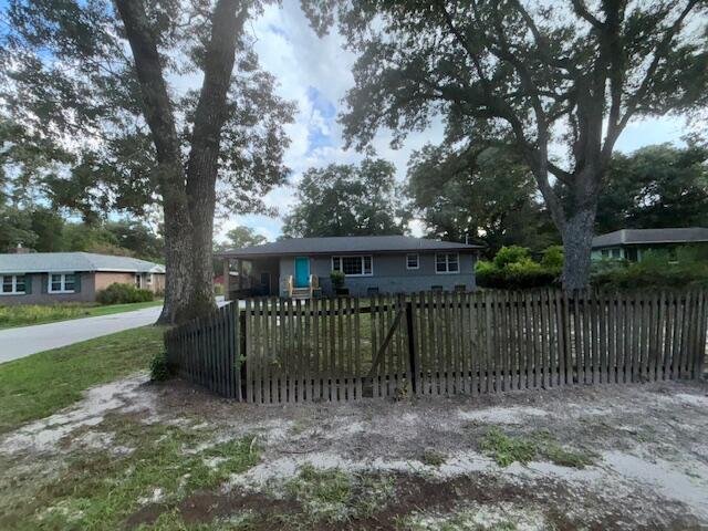 Property image 4 of 120 Newington Road in Quail Arbor, Summerville, SC 29485