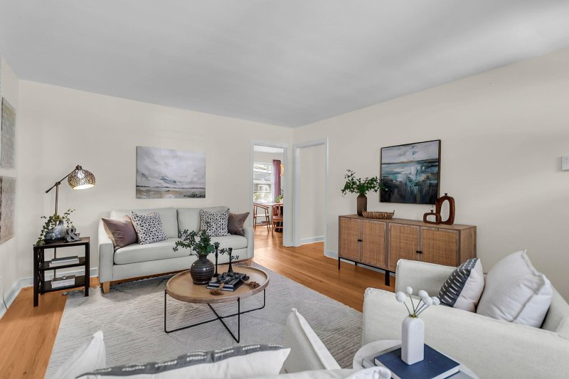 Property image 3 at 5075 Walker Street, North Charleston, SC 29405