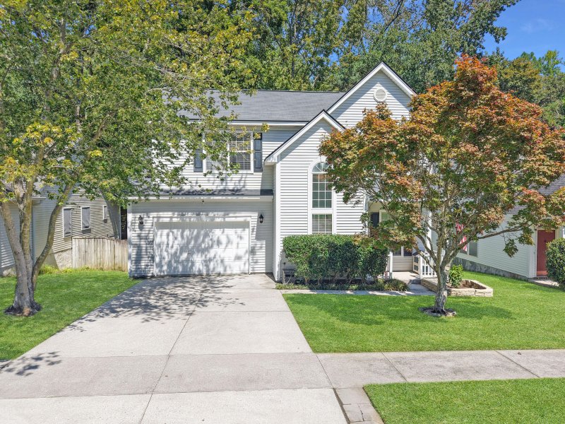 Property image 2 of 125 Stonehurst Drive in Crowfield Plantation, Goose Creek, SC 29445