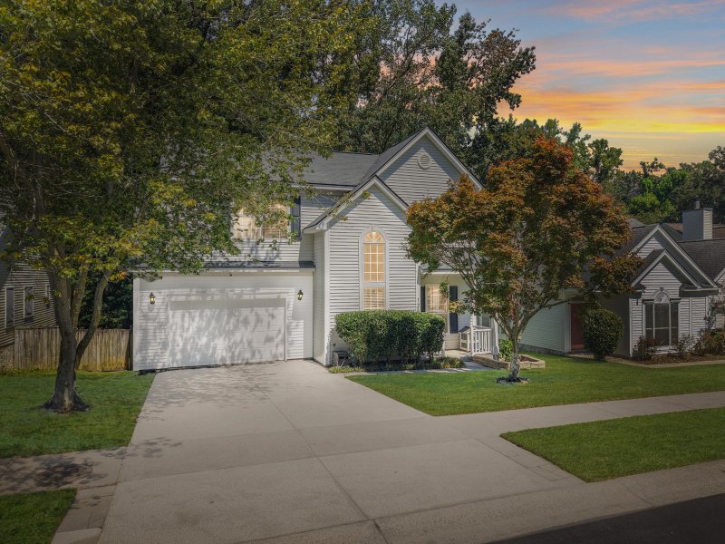 Property image 3 of 125 Stonehurst Drive in Crowfield Plantation, Goose Creek, SC 29445
