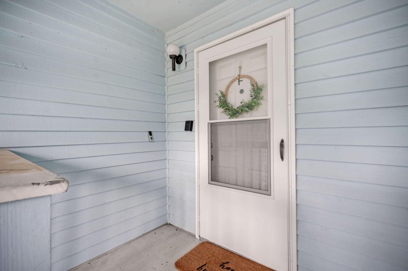 Property image 2 of 2011 Coldspring Drive F in Woodhill Place, North Charleston, SC 29406