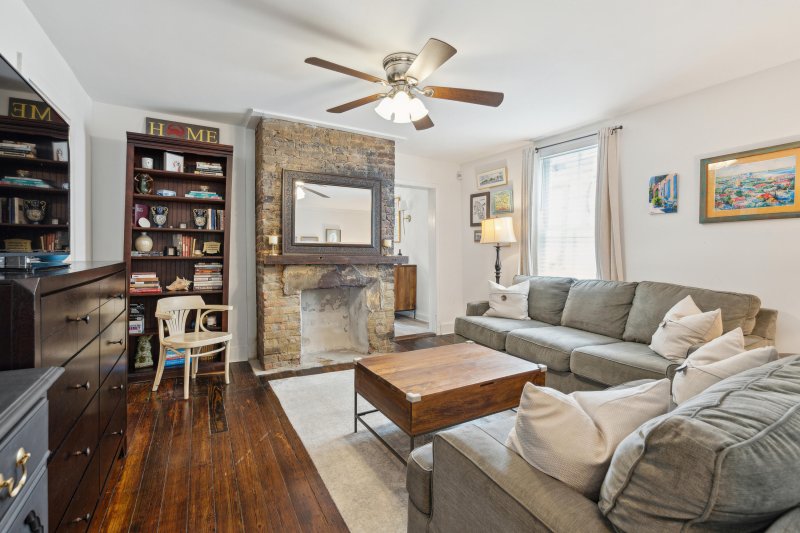 Property image 3 of 21 America Street in Eastside, Charleston, SC 29403