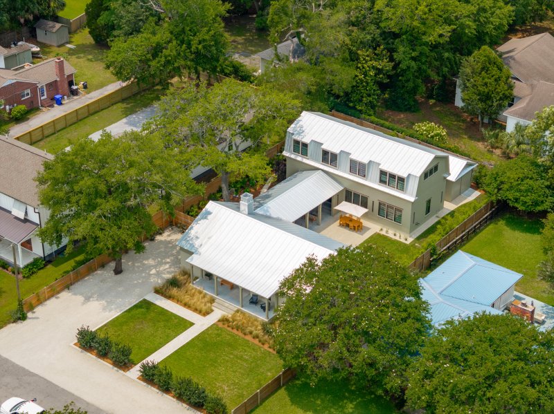 Property image 2 of 922 Kincade Drive in Old Mt Pleasant, Mount Pleasant, SC 29464