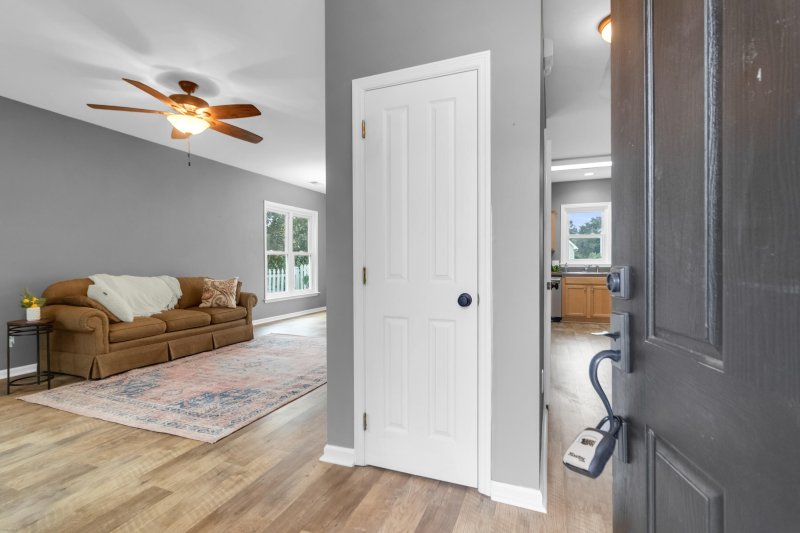 Property image 4 of 218 Trillium Avenue in White Gables, Summerville, SC 29483