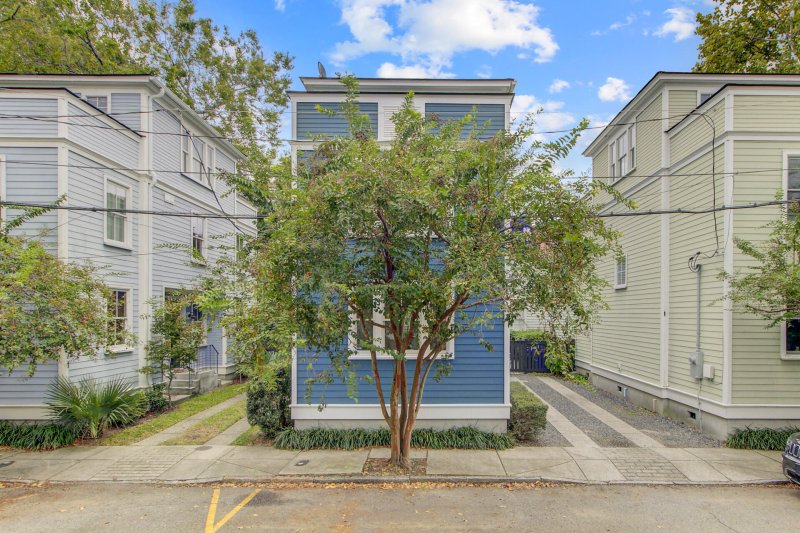 Property image 2 at 73 Bogard Street, Charleston, SC 29403