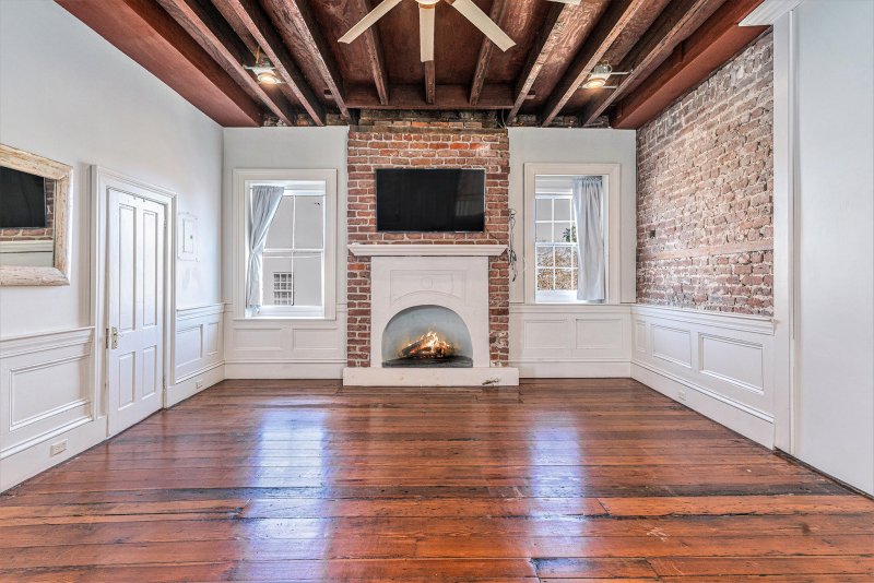 Property image 5 at 53 Hasell Street H, Charleston, SC 29401