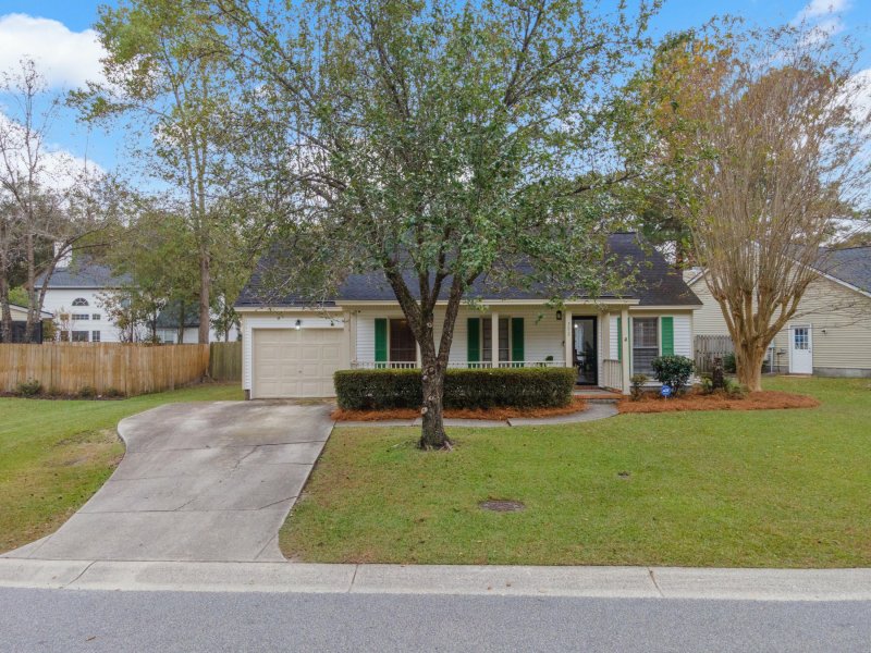 Property image 2 at 302 Salterton Street, Summerville, SC 29485