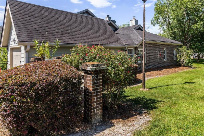 Property image 5 of 7 Duffers Court in Shadowmoss, Charleston, SC 29414