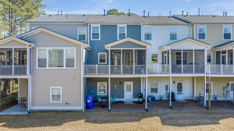 Property image 3 at 196 Fair Sailing Road 25, Mount Pleasant, SC 29466
