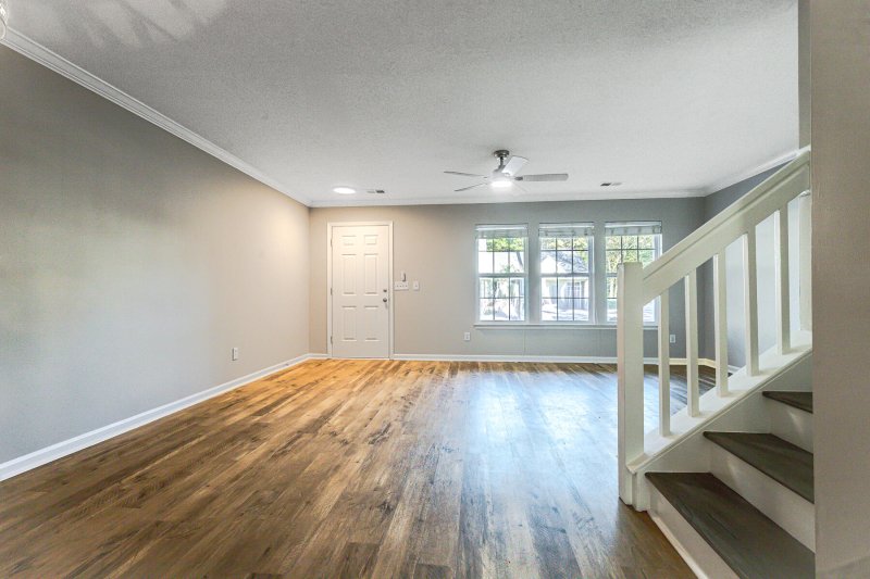 Property image 5 of 304 Elm Hall Circle in Summer Wood, Summerville, SC 29483