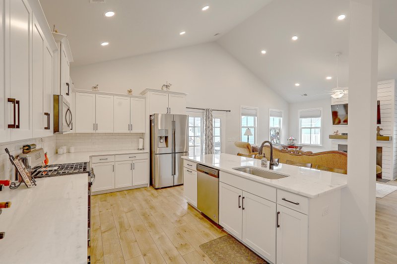 Property image 3 at 212 Angelica Avenue, Summerville, SC 29483