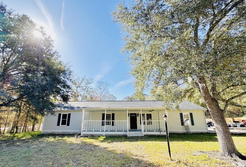 Property image 2 of 1966 Suzanne Street in Cedar Springs, Johns Island, SC 29455