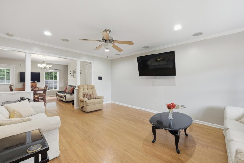 Property image 2 of 1226 Wild Goose Trail in Drakesborough, Summerville, SC 29483