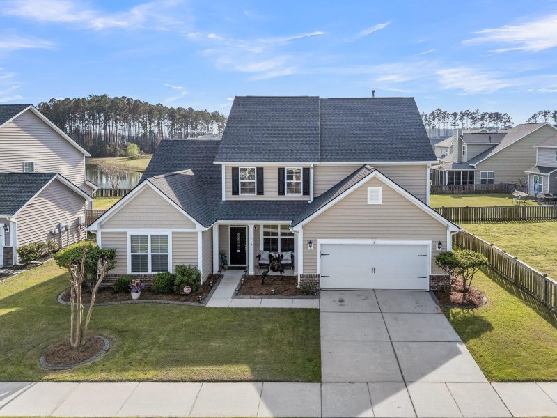 Property image 2 of 219 Daybreak Boulevard in Cane Bay Plantation, Summerville, SC 29486