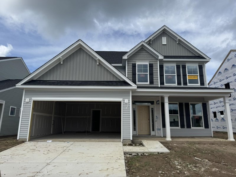 114 Shingle Oak Drive